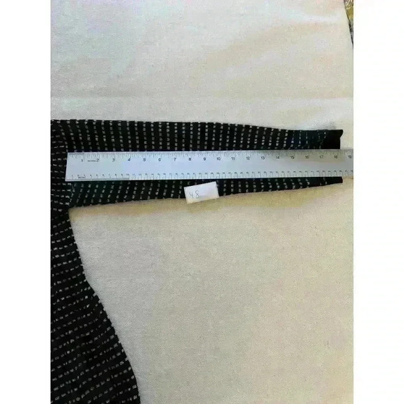 Vero Moda Buttonless Cardigan Dark Navy with Gold Size L Pocket and Navy Trim - Picture 10 of 12